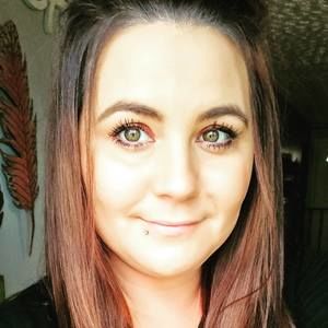 Meet your Posher, Angie